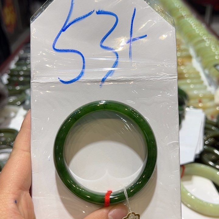 和田玉（糖玉）手镯未镶嵌碎****人