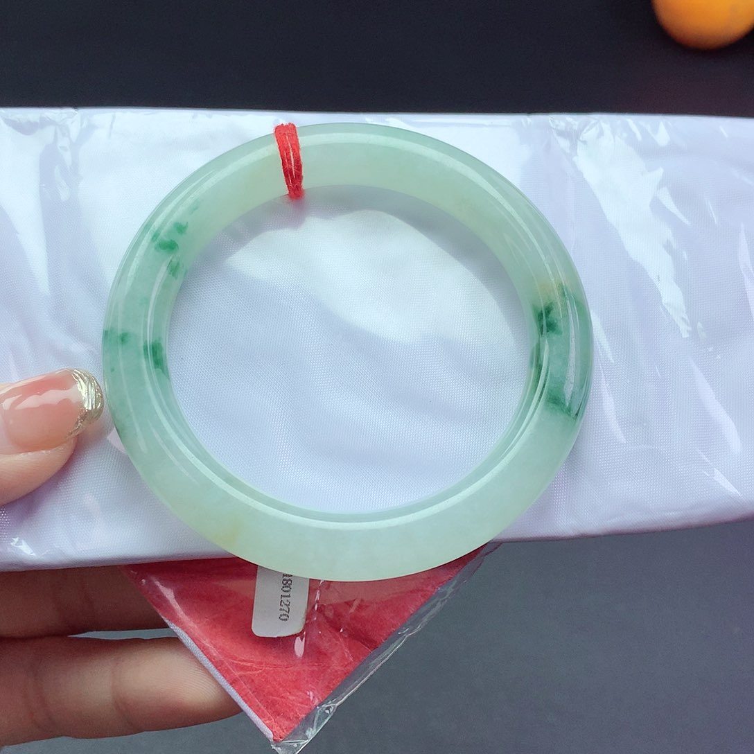 【闪购商品】翡翠手镯未镶嵌a 065800
