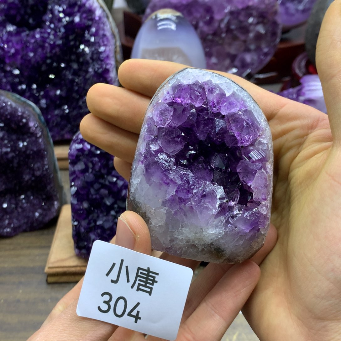 紫晶大型摆件（非配饰）未镶嵌