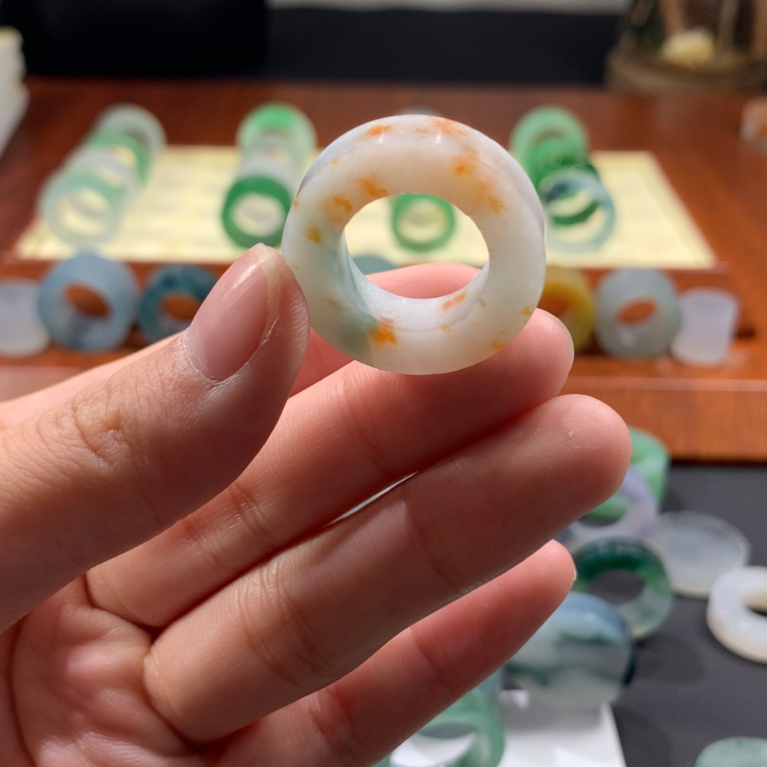 定制翡翠未镶嵌浪***乐