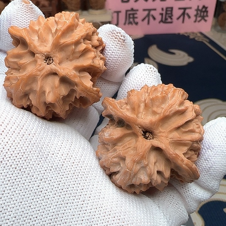 文玩核桃吊坠全品42尺苹果园