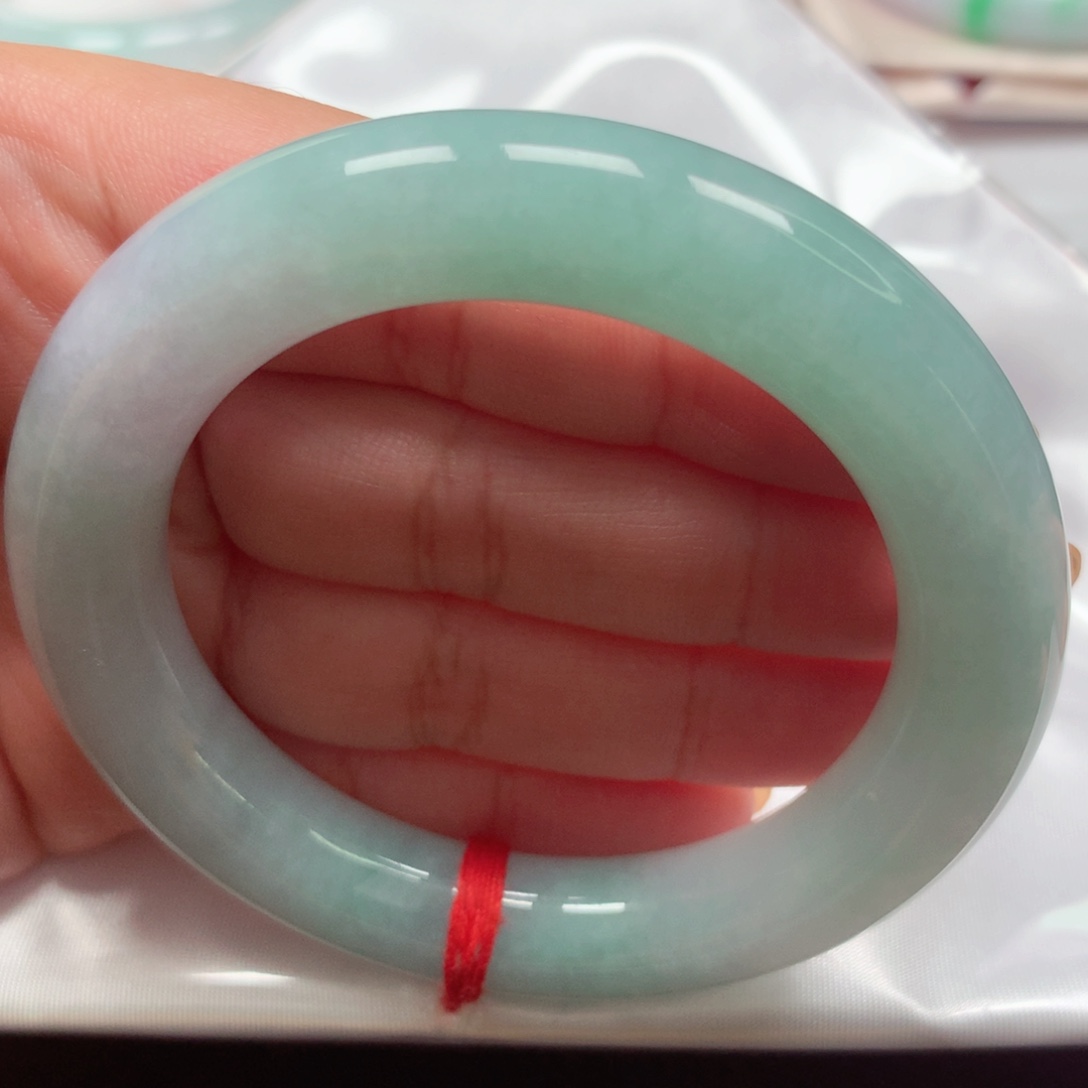 夹***干翡翠未镶嵌手镯强推⭐️胖圆