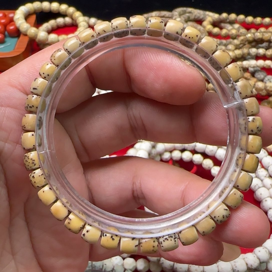 星月菩提吊坠6尺寸直切通体