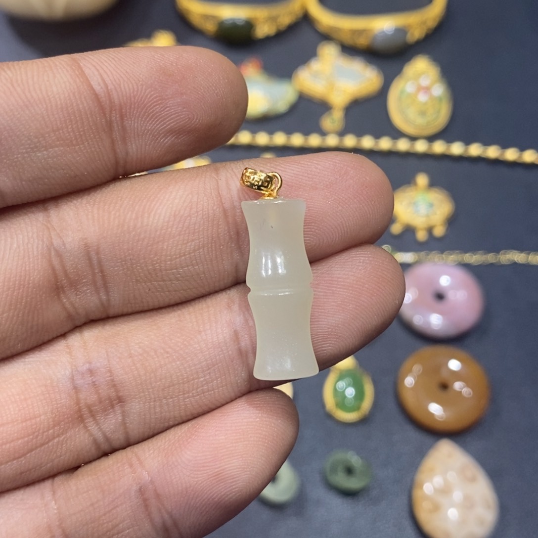 和田玉颈饰银S925镀金镶嵌