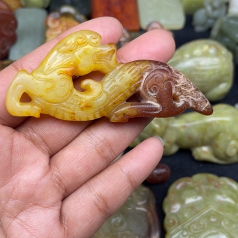 蛇纹石玉颈饰未镶嵌47