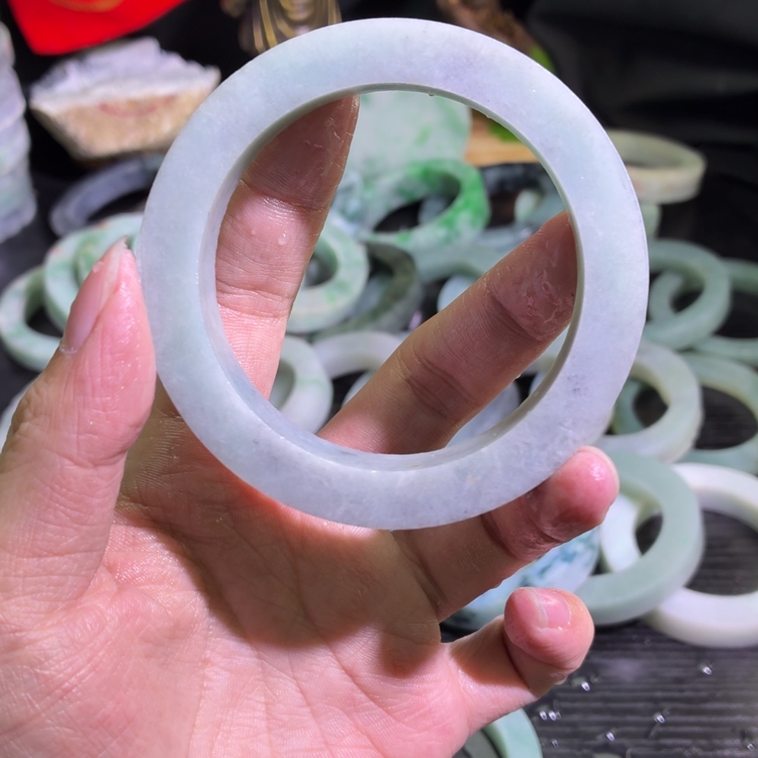 定制翡翠未镶嵌天然翡翠A货毛胚手镯定制