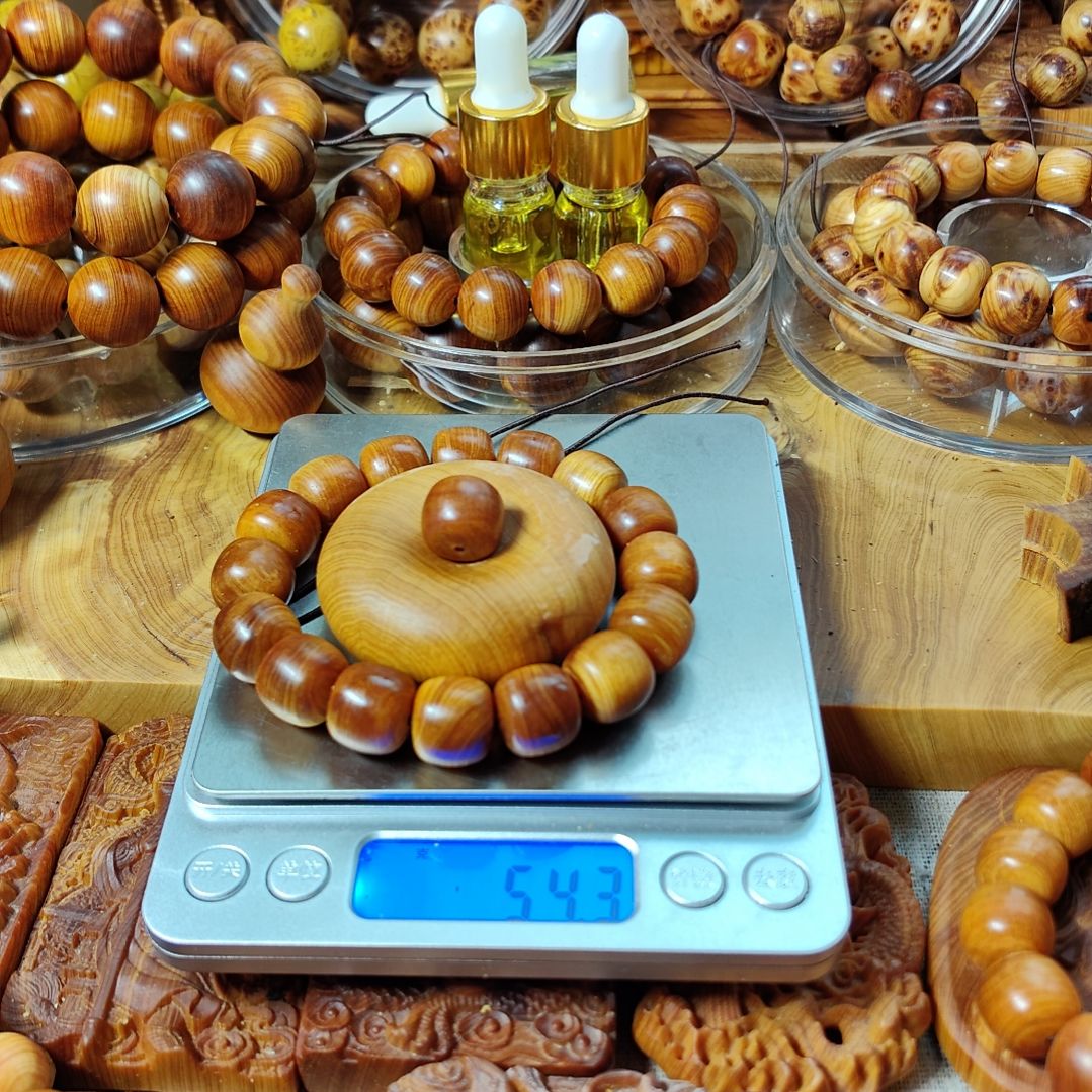 明**你太行崖柏手工艺品