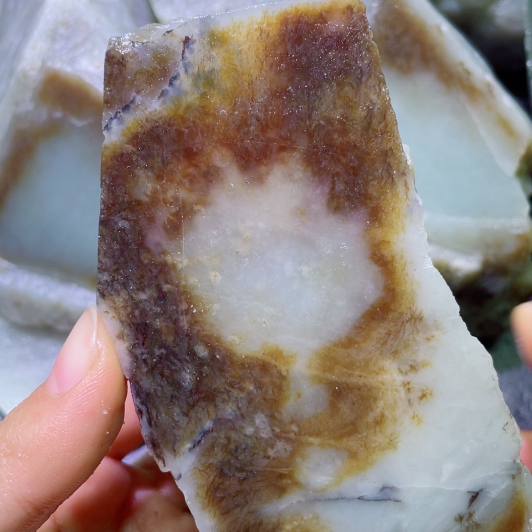 和田玉未镶嵌珠宝半成品