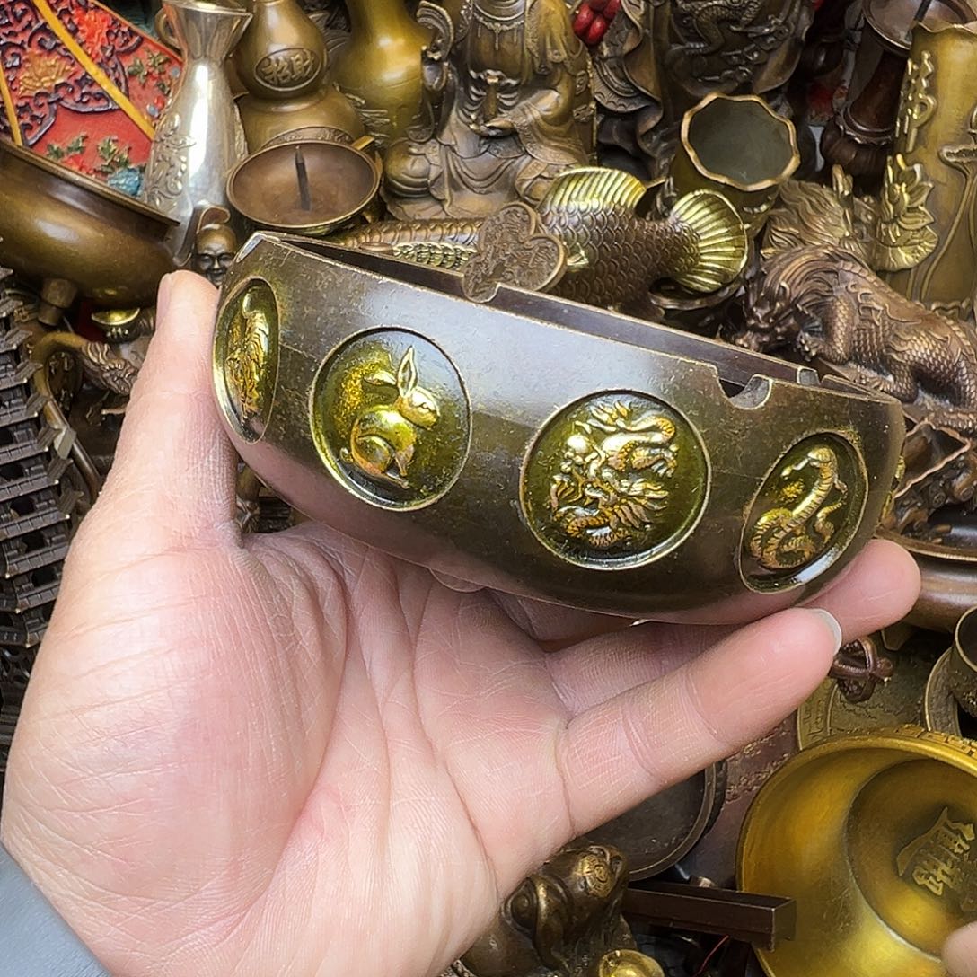 精品铜器，精美文玩