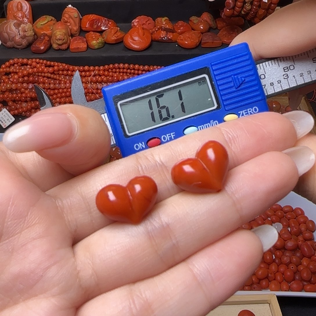 南红玛瑙未镶嵌颈饰