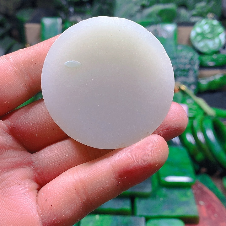 未镶嵌和田玉（碧玉）挂件乡*