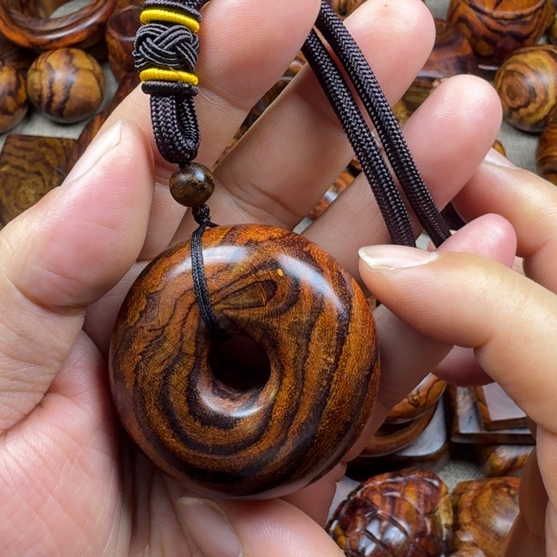 黄花梨/降香黄檀我