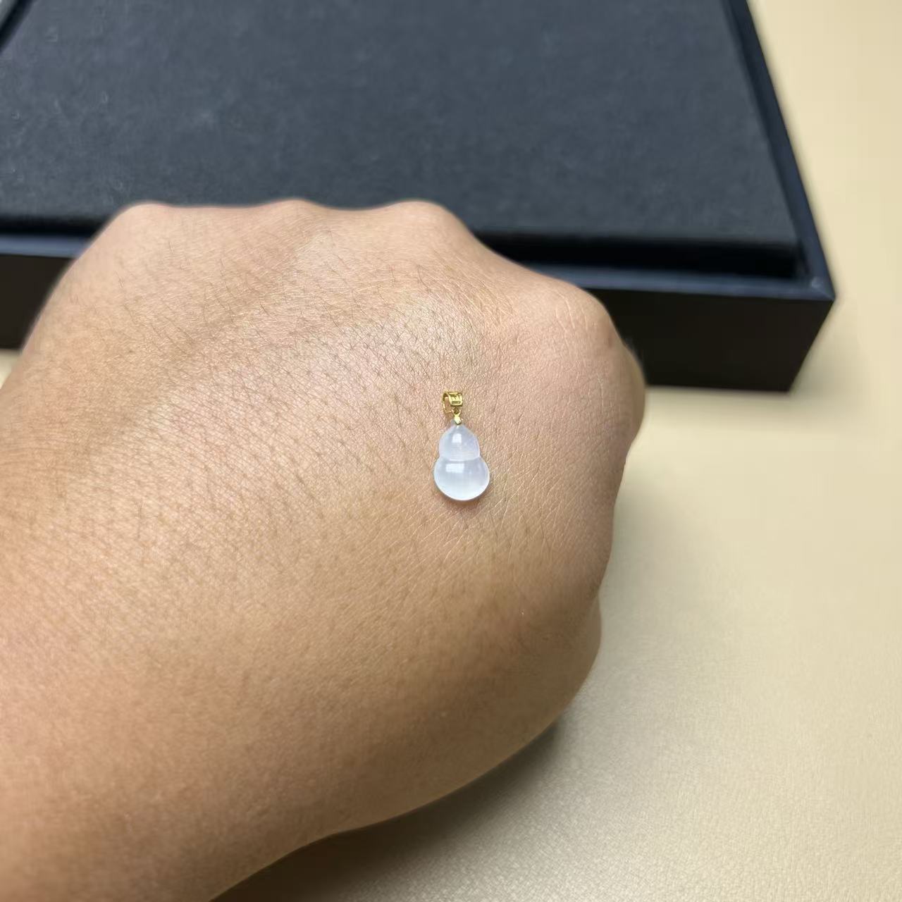 翡翠葫芦吊坠冰种白度好水头好18K金女式福禄常伴高贵气质轻奢