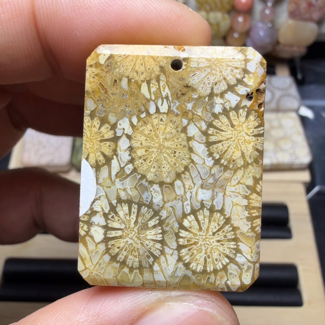 硅化玉未镶嵌天然有机玉石保真色