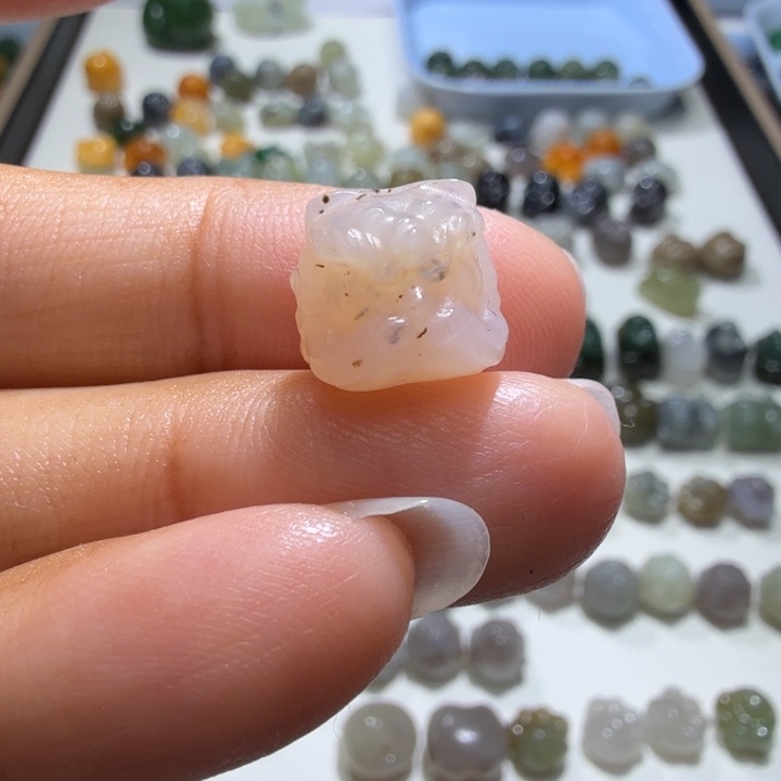 未镶嵌和田玉珠宝半成品