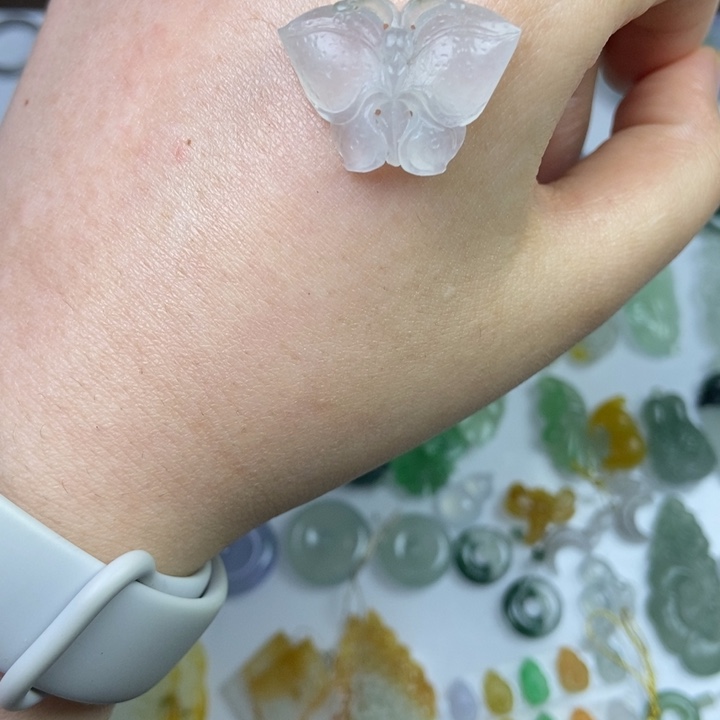 定制翡翠未镶嵌蝴蝶