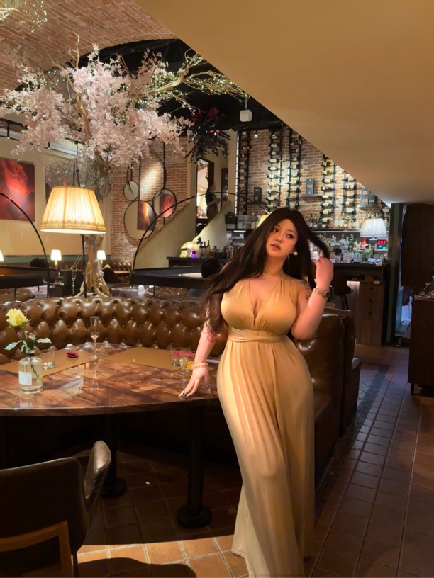 「尤物」甜崽颖宝微胖mm大码性感绑带收腰显瘦露背长裙