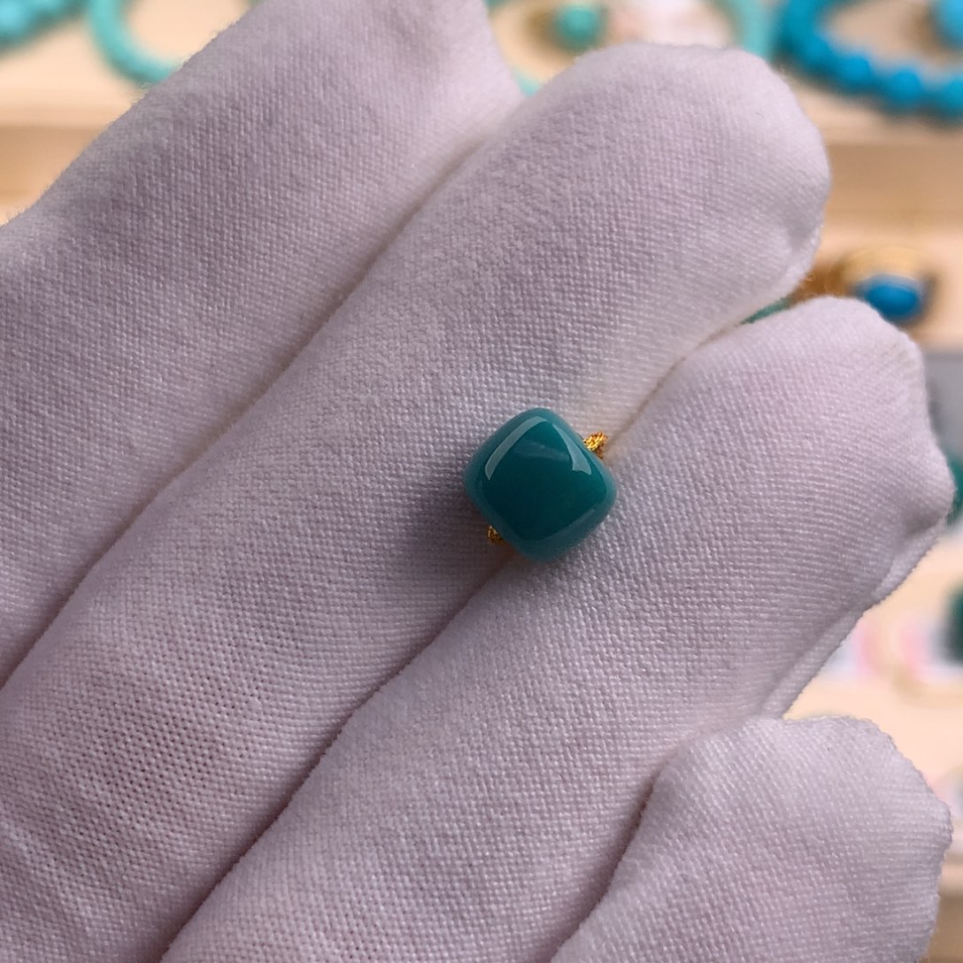 绿松石珠宝奇石未镶嵌7.6×6.7