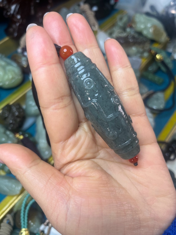 和田玉手把件吊坠