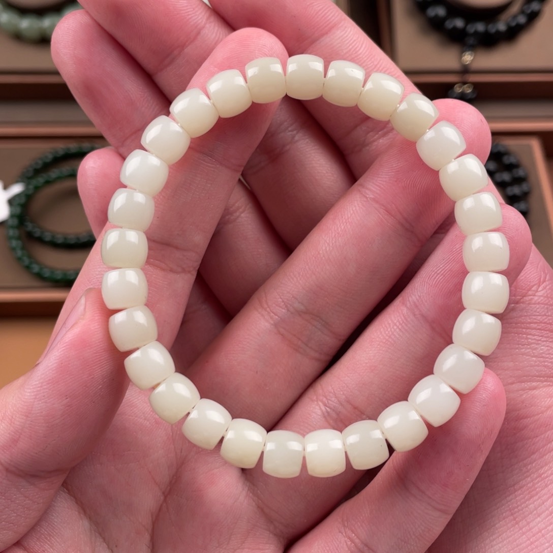 未镶嵌手链和田玉