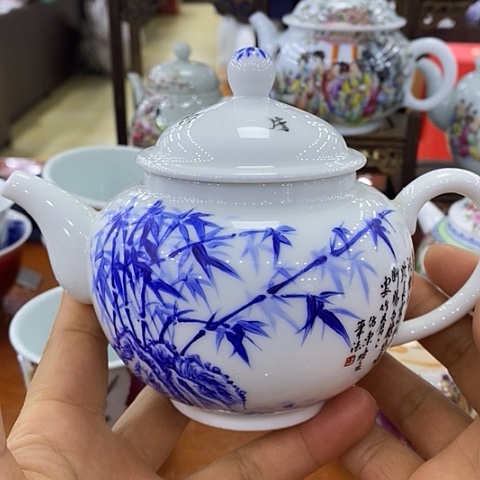 摆件陶瓷艺术品收藏