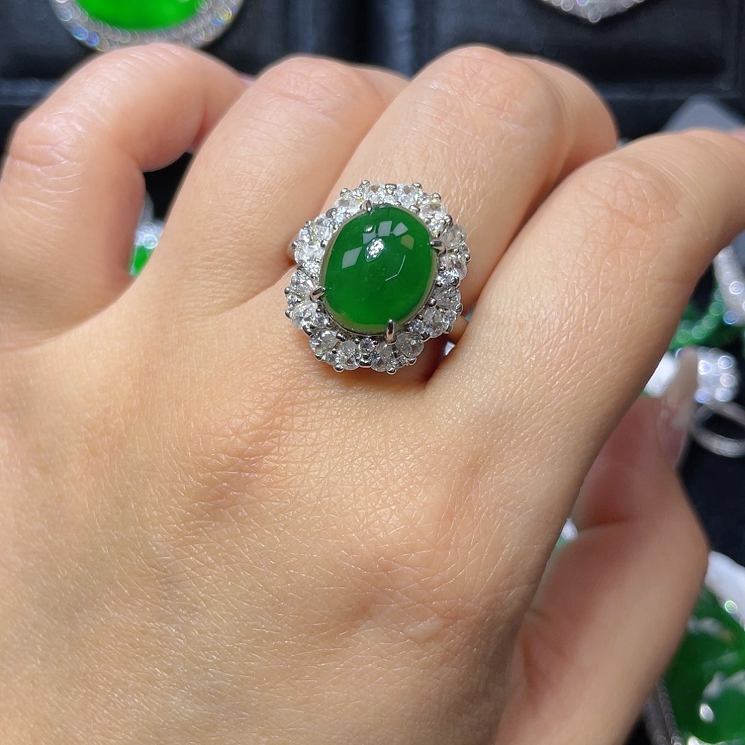 翡翠颈饰银S925镶嵌翡翠