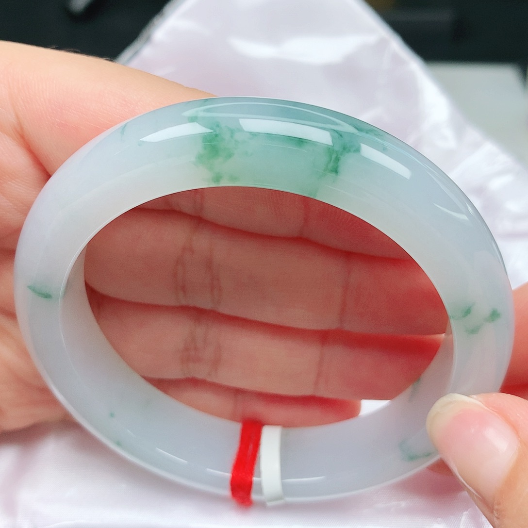 翡翠手镯未镶嵌25冰胶飘花果冻底