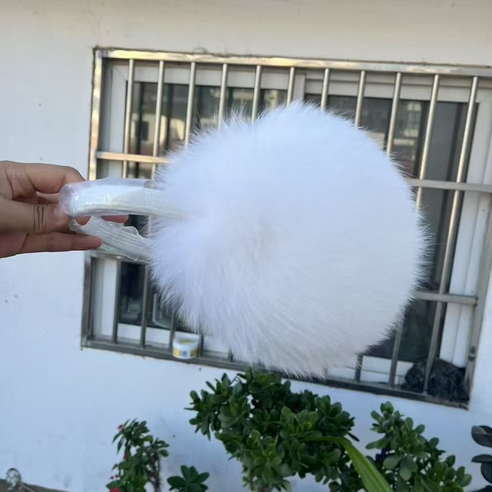 冬季耳套高品质好看洋气韩版毛球时尚秋冬显脸小毛茸茸