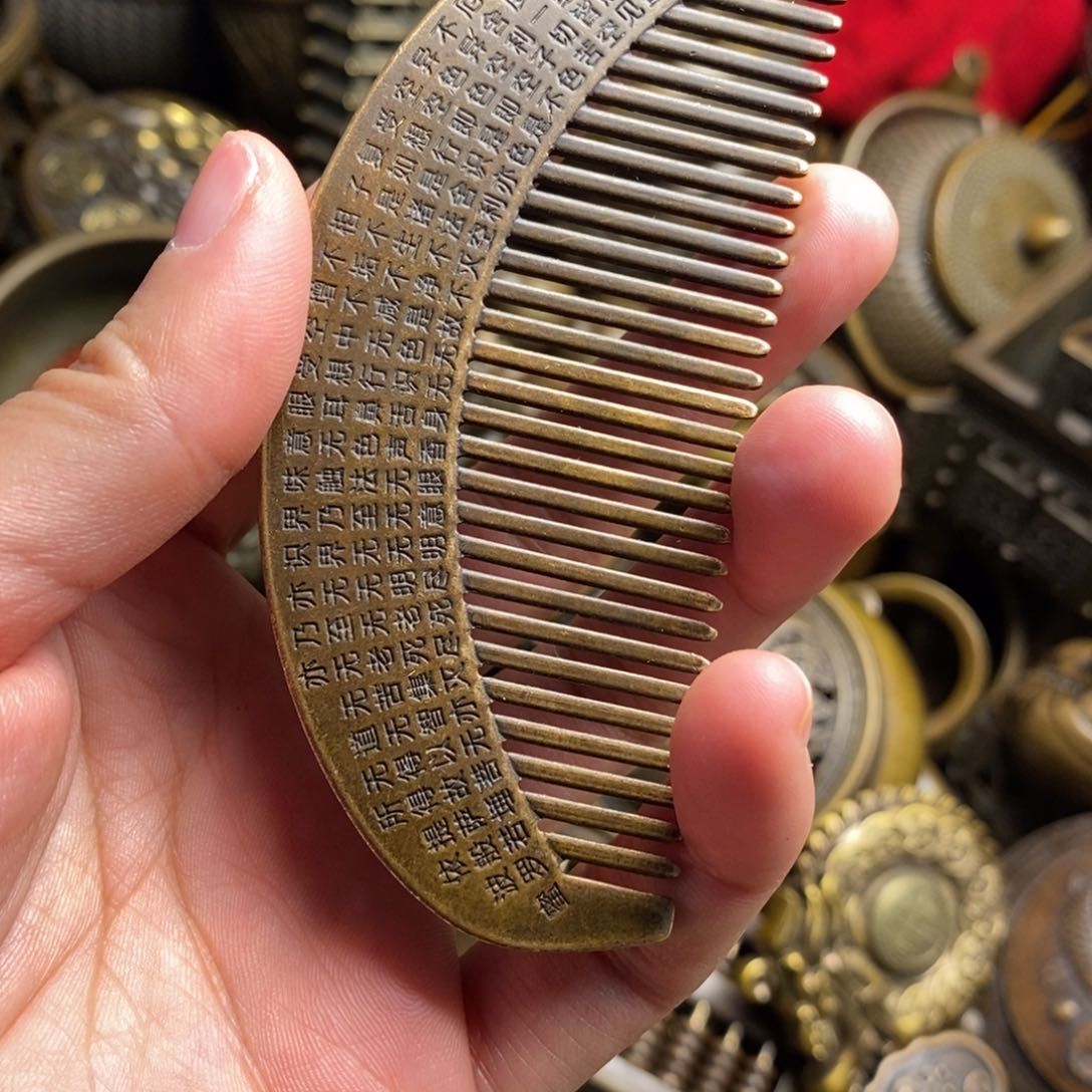 精美铜器做工精良
