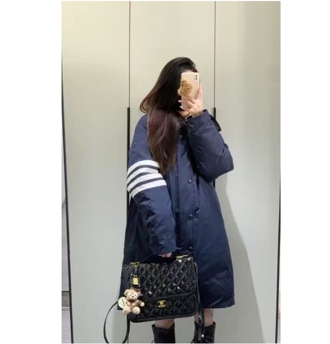 W汤老师冬季大长款男女款白鹅绒连帽纯色羽绒服宽松