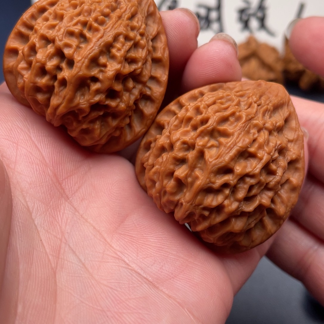 文玩核桃把件金牛38