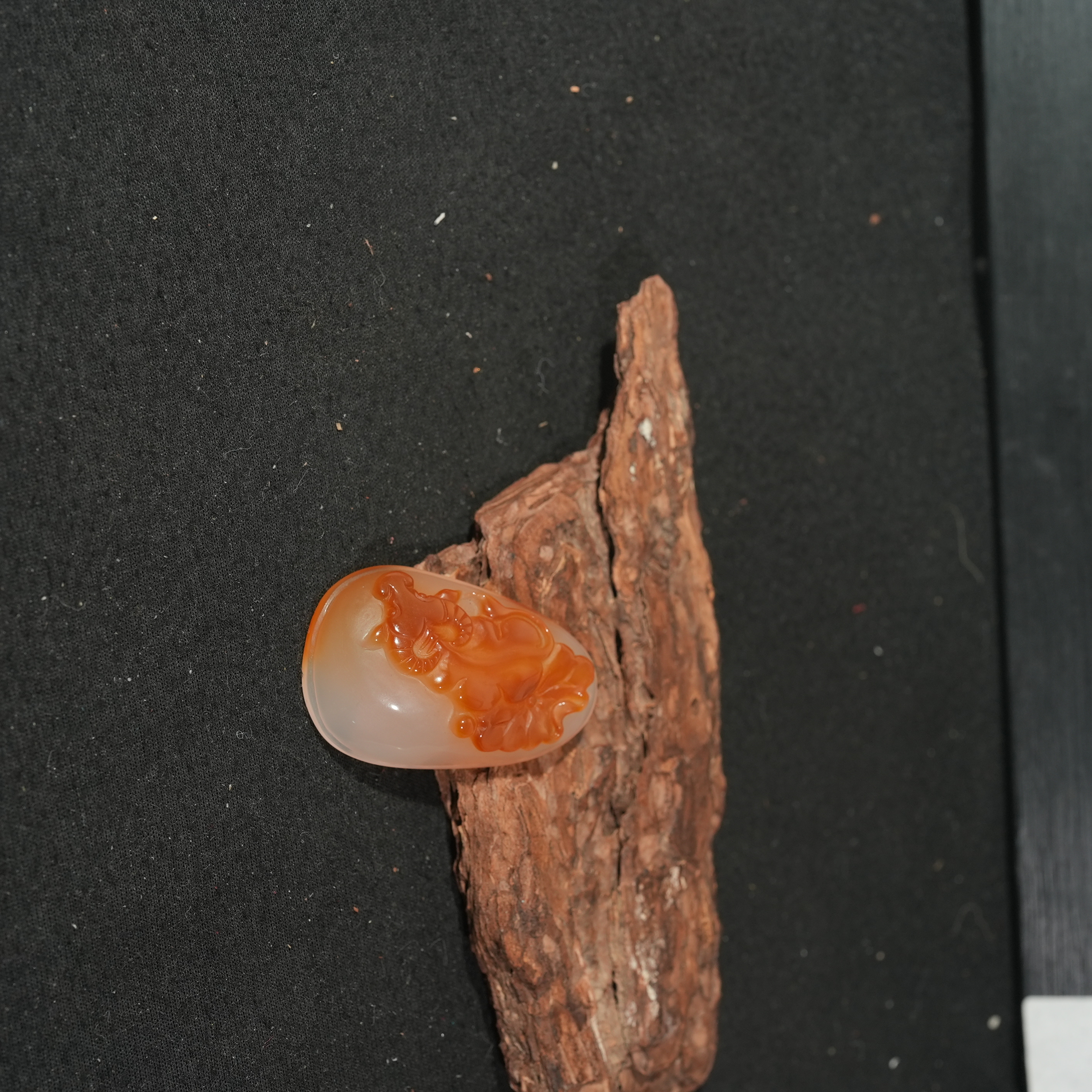 12.4香港王老板-玛瑙吊坠6c292