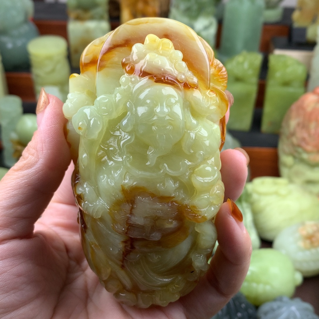 岫玉未镶嵌手把件