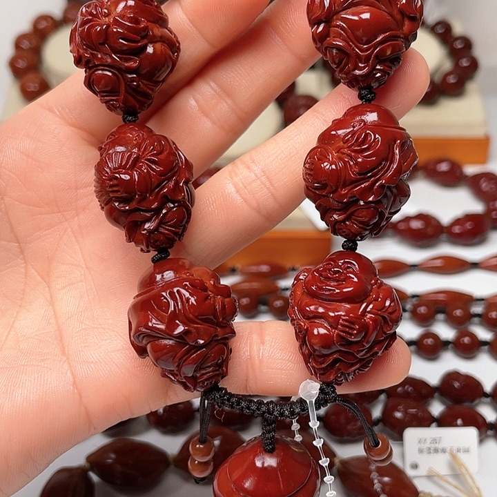 橄榄核手串刘*玉化弥勒