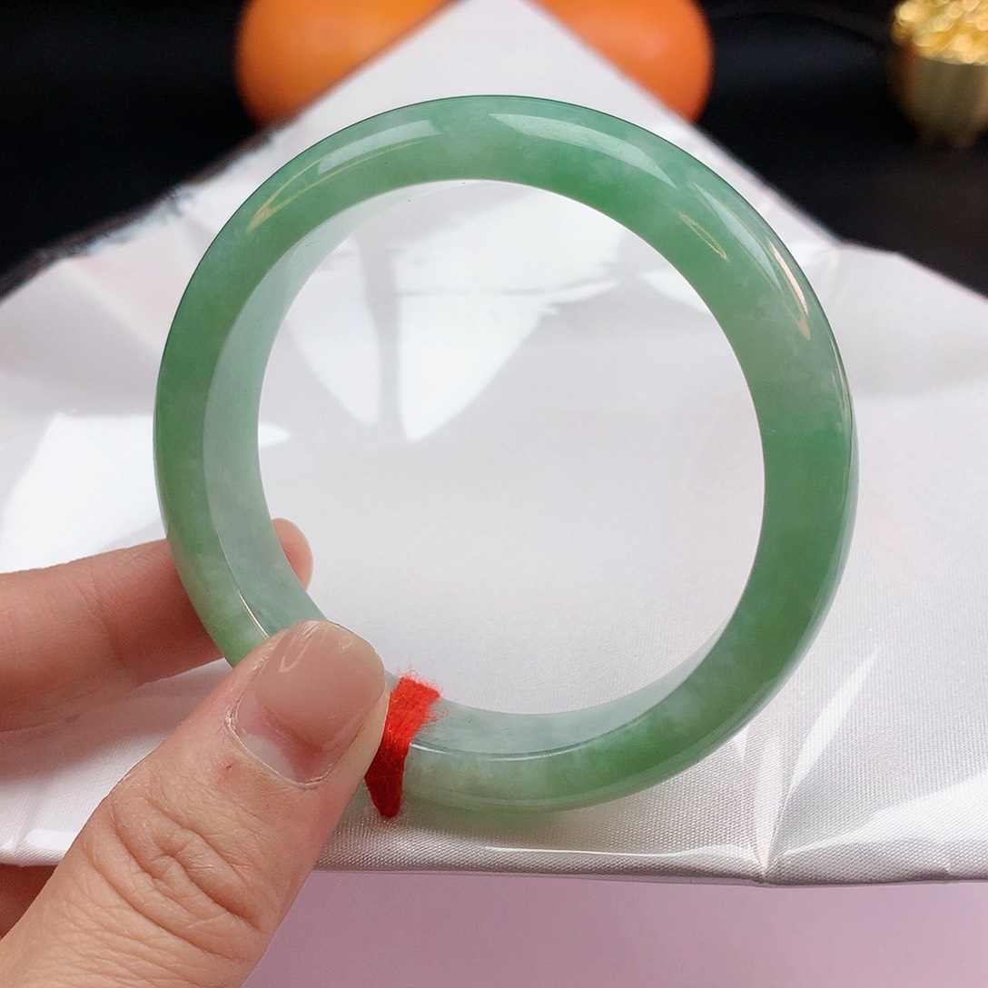 翡翠手镯未镶嵌54圈600108