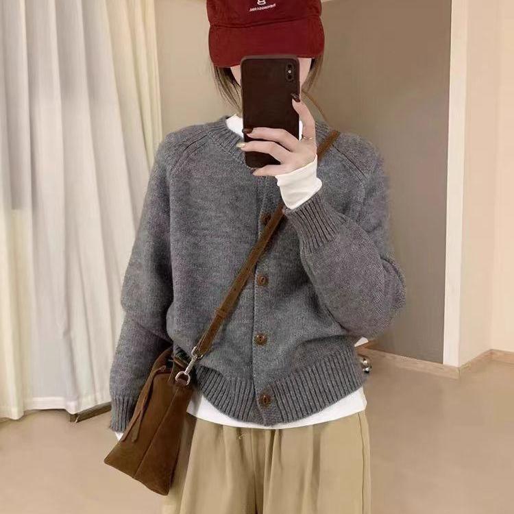 韩系复古圆领单排纽扣毛衣女秋冬小个子短款针织开衫外套慵懒风