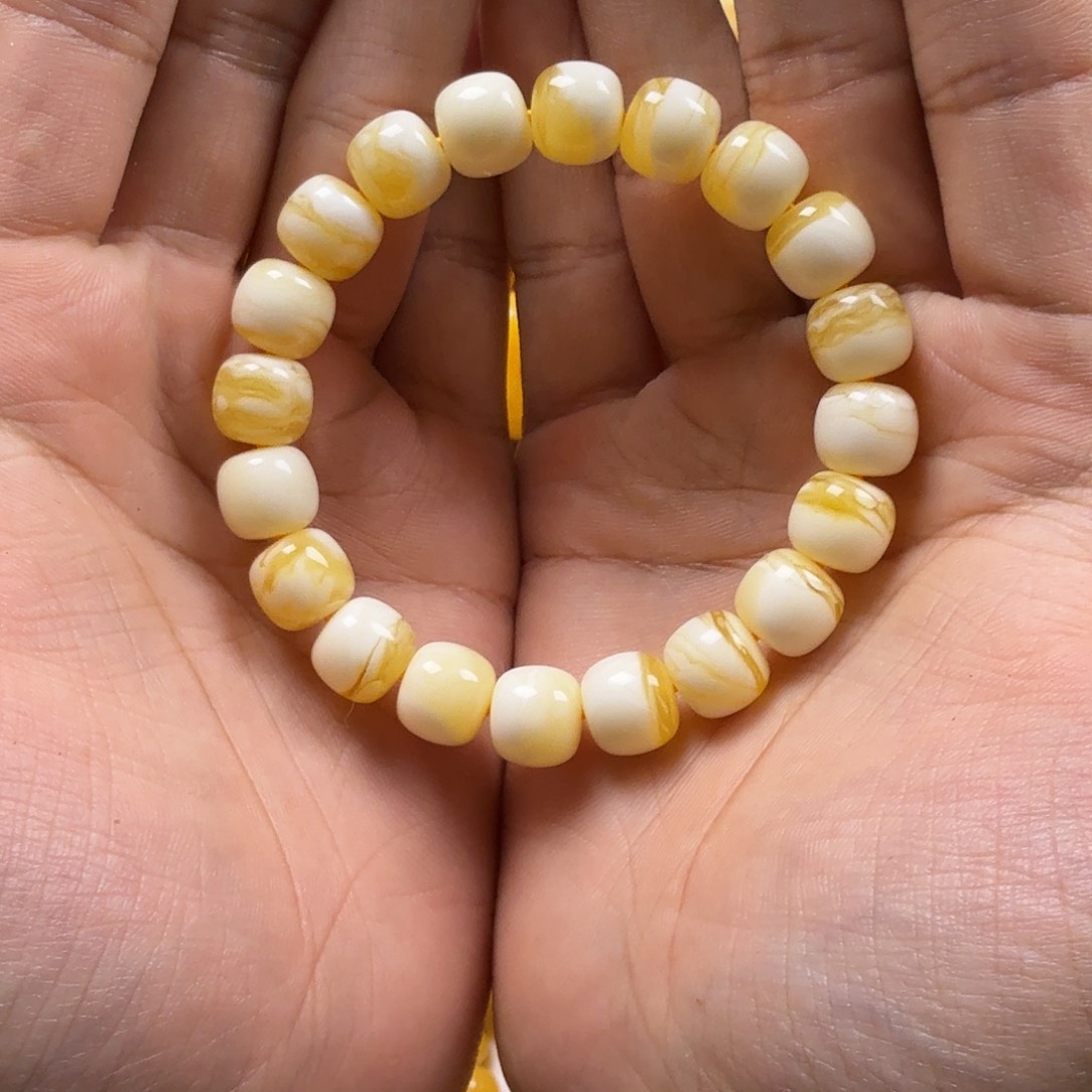 琥珀珠宝奇石未镶嵌张*森