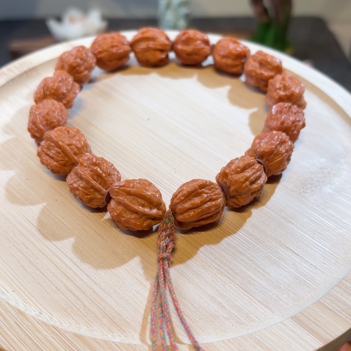 山***丘文玩核桃手串小金蟾