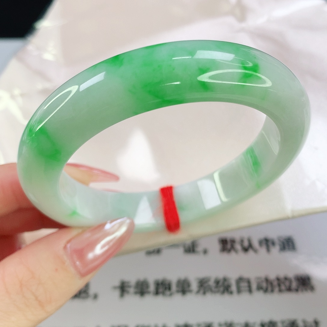 翡翠未镶嵌手镯314翡翠