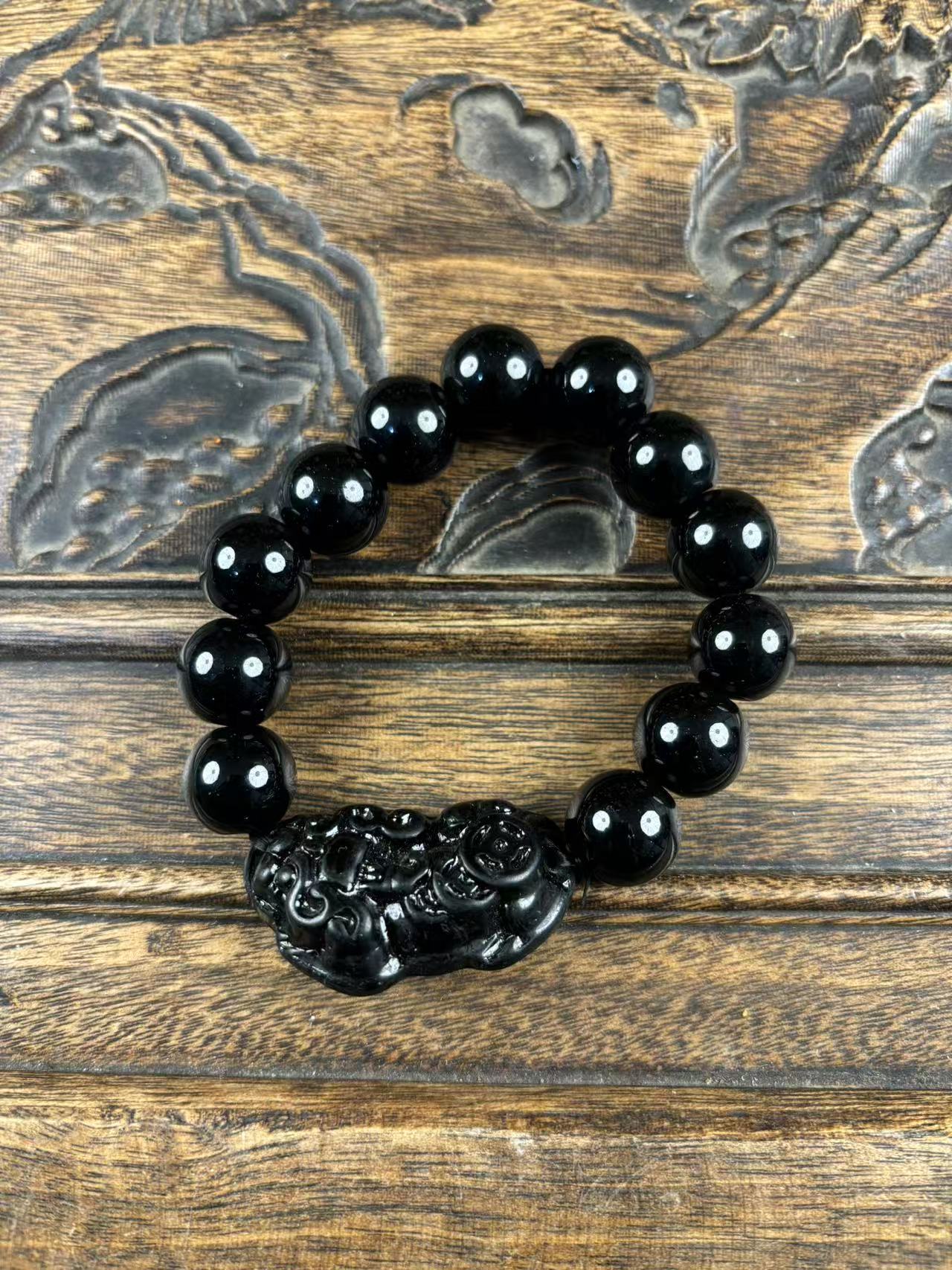 黑曜石貔貅手串{小七甄选}