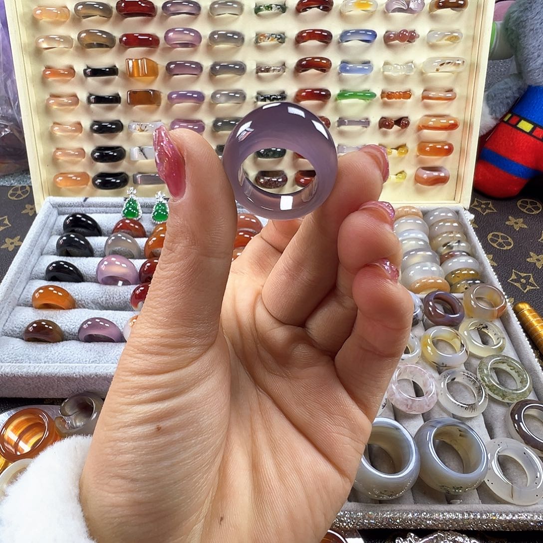 傅***姐玛瑙/玉髓未镶嵌戒指A5不退换18港17