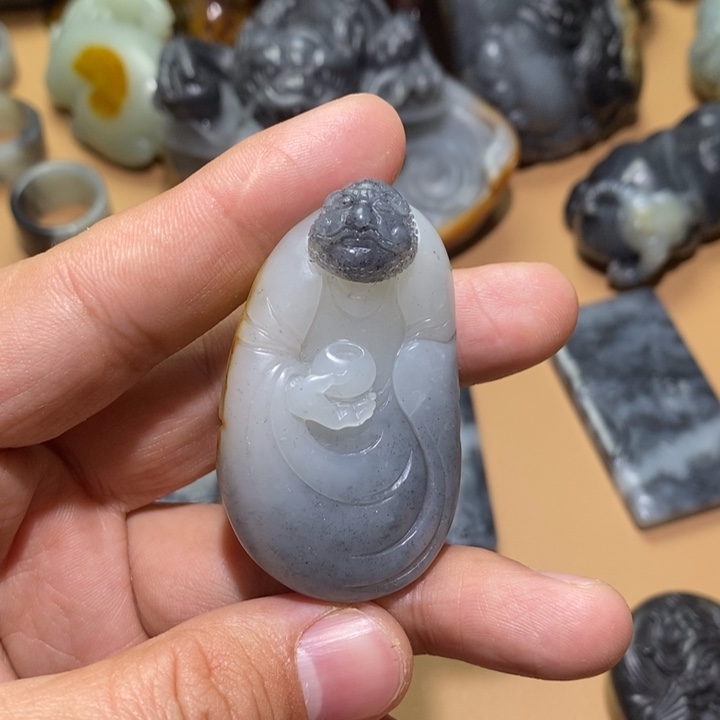 和田玉挂件未镶嵌