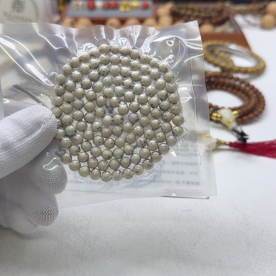 吊坠星月菩提5灭世糯冰大眼睛通体6圆108