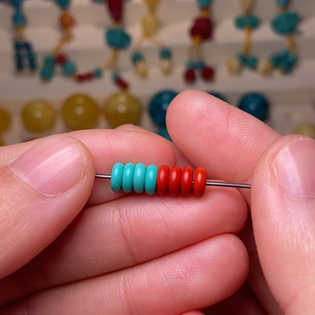 赵***豆琉璃/树脂/塑料类卡6得各10颗