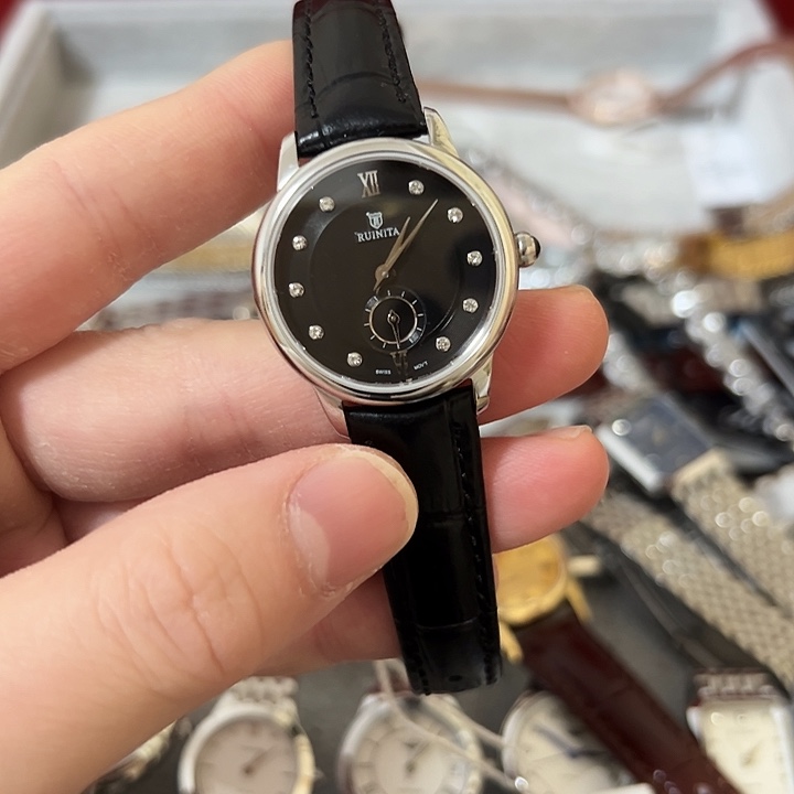 S***m钢牛皮（革）钢石英机芯