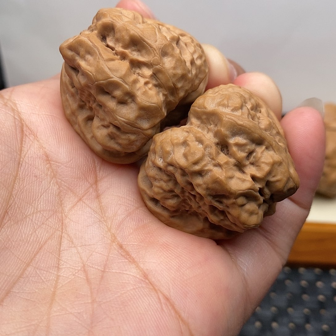 文玩核桃吊坠边37全品