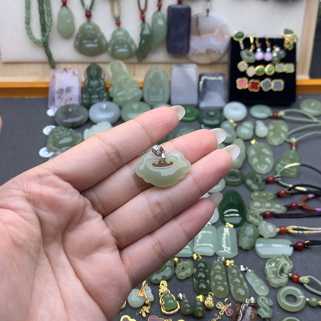 和田玉吊坠(不含链)银S925镶嵌