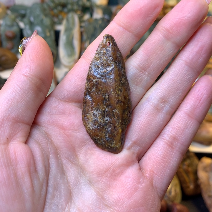 岫岩河磨玉（透闪石质玉）挂件未镶嵌