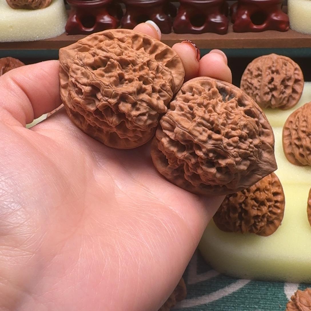 人***客文玩核桃吊坠44官帽