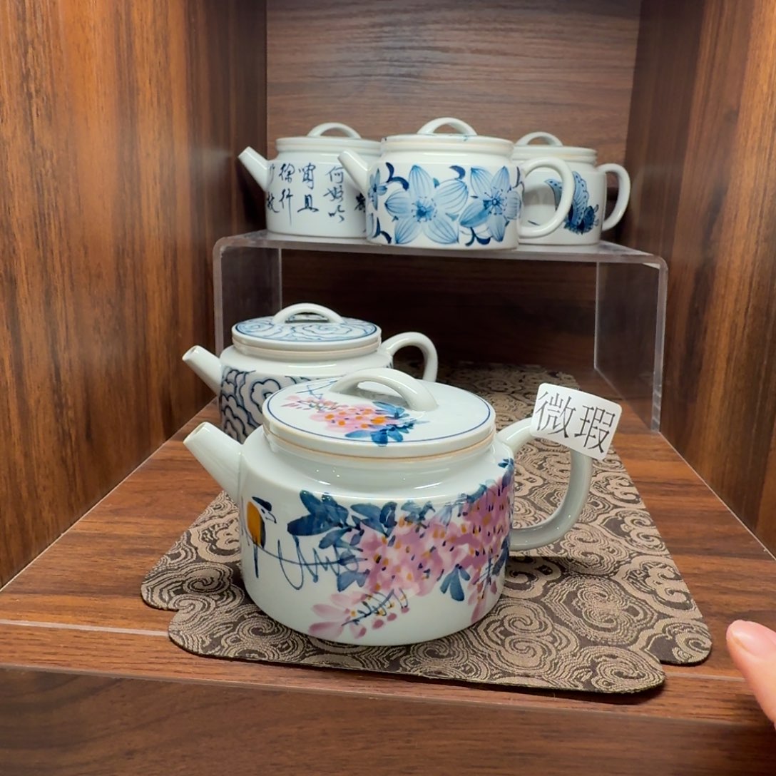 釉下手绘茶具微瑕